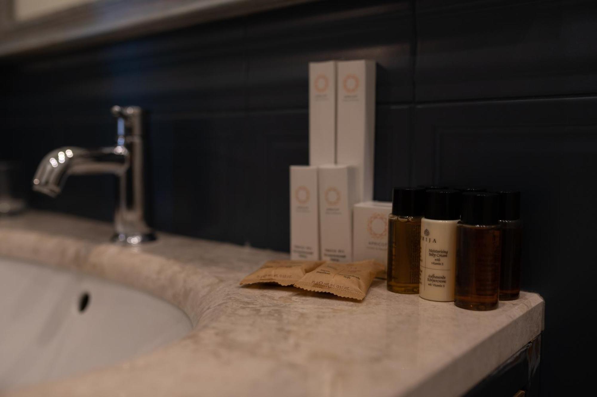 Grand Hotel Gyumri By Apricot Hotels Экстерьер фото
