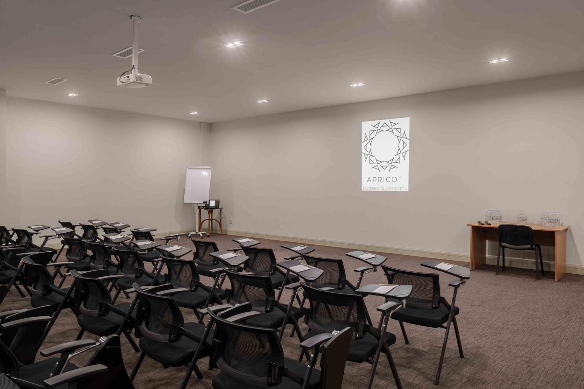 Grand Hotel Gyumri By Apricot Hotels Экстерьер фото