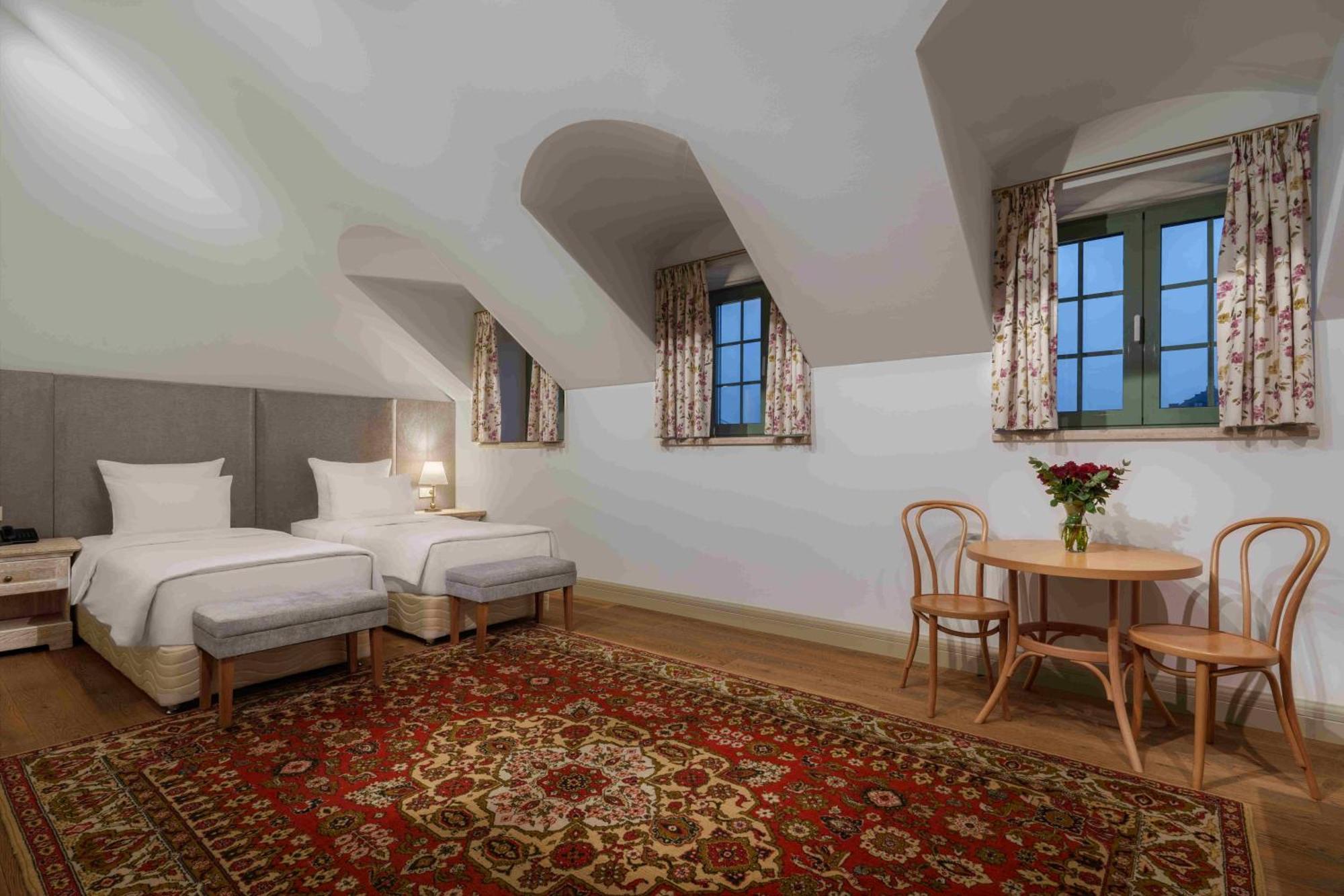 Grand Hotel Gyumri By Apricot Hotels Экстерьер фото