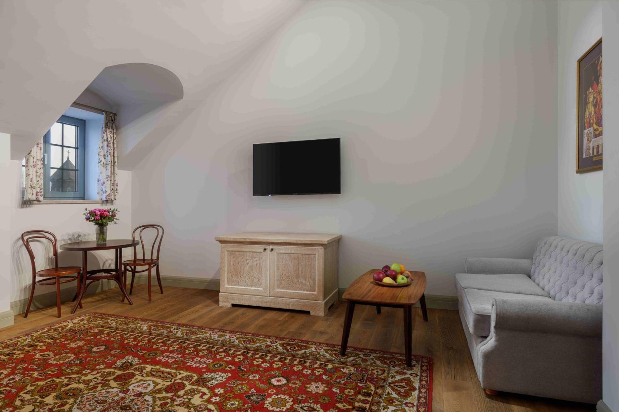 Grand Hotel Gyumri By Apricot Hotels Экстерьер фото